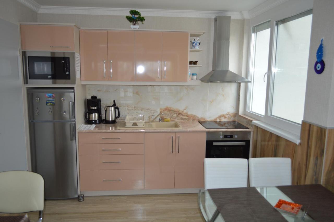 شقة Siofok Ezuestpart Granada 2 Koezvetlen Vizparti Apartman المظهر الخارجي الصورة